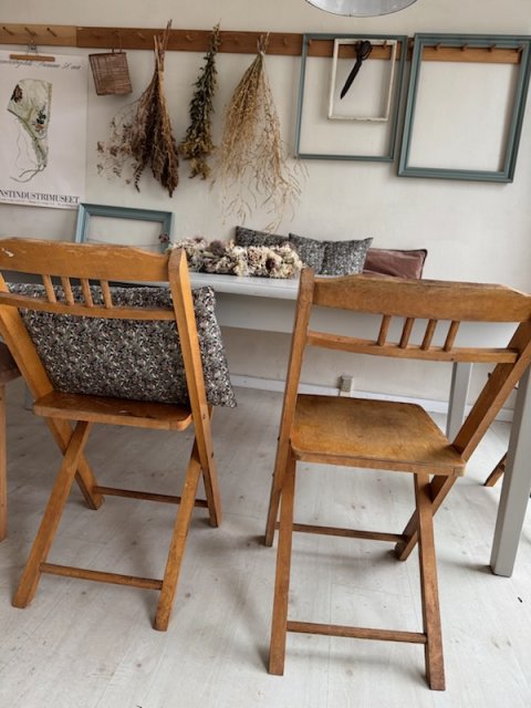 Gamle klapstole , 2. stk. - s�lges samlet